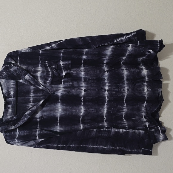 Fate Tops - Fate Women’s Marble Tie Dye Boxy Long Sleeve Top Blue White Size Small